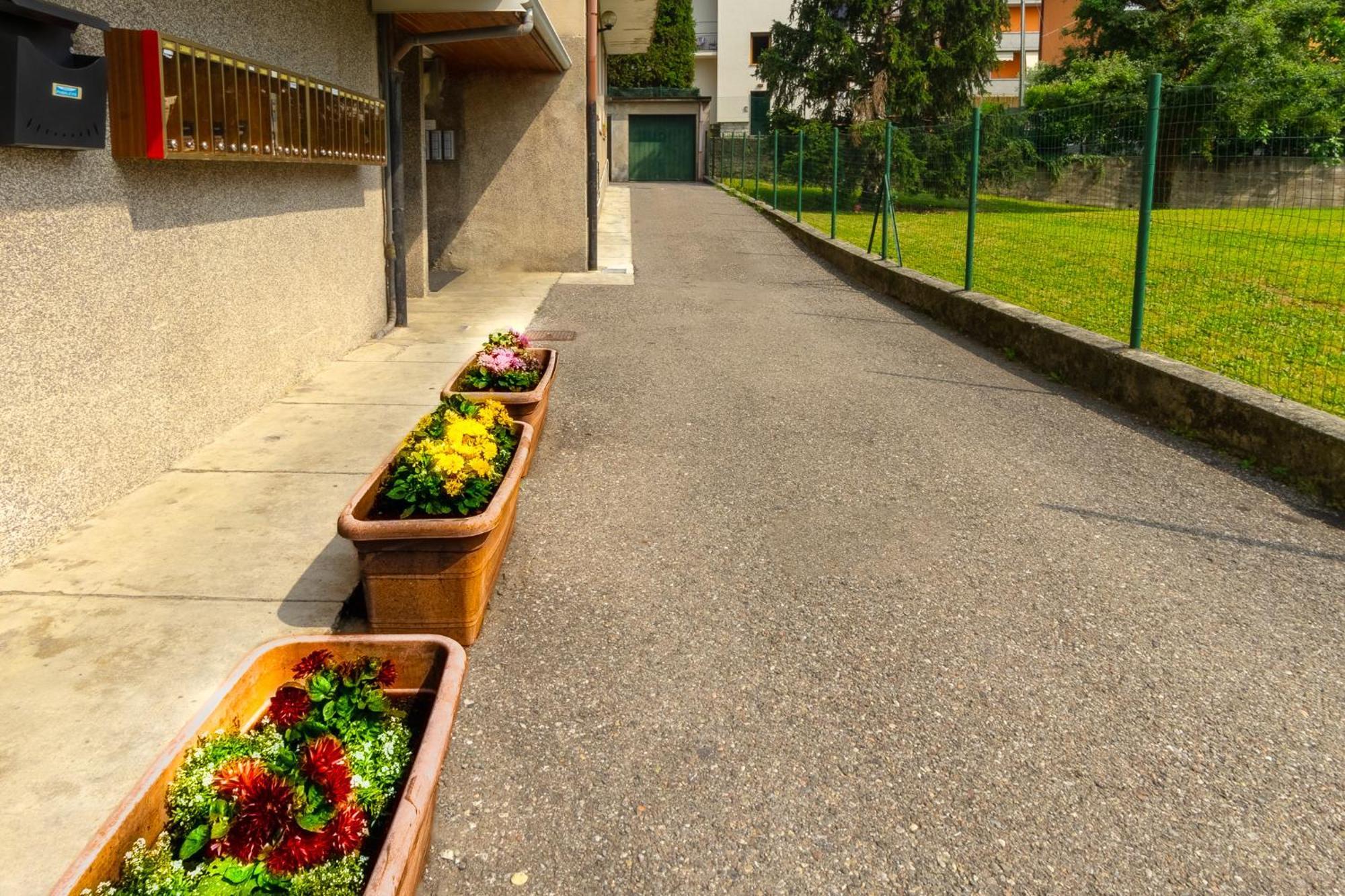 Como Bike & Family Apartment Exterior foto